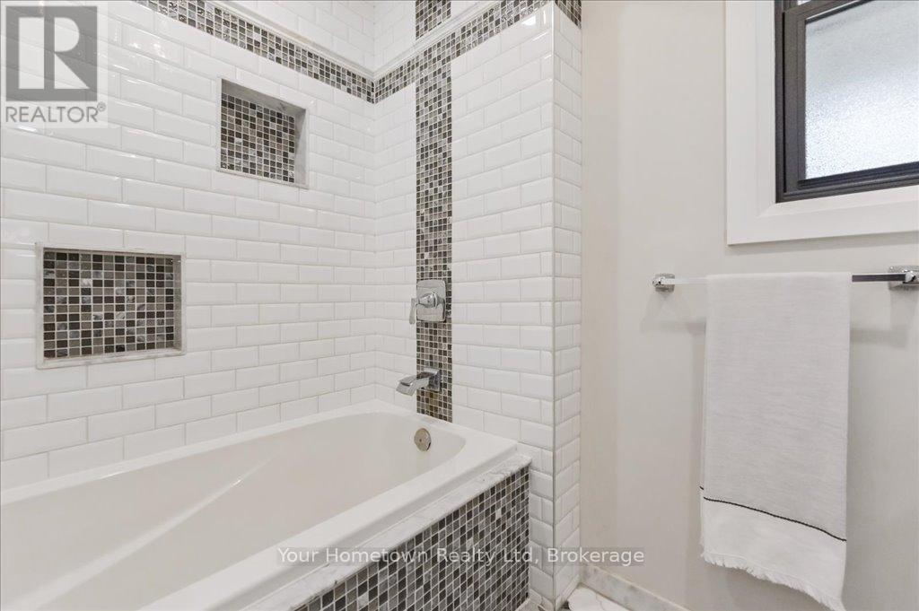 6878 Wellington Rd 16 Road, Centre Wellington, Ontario  N0B 1J0 - Photo 22 - X12074435