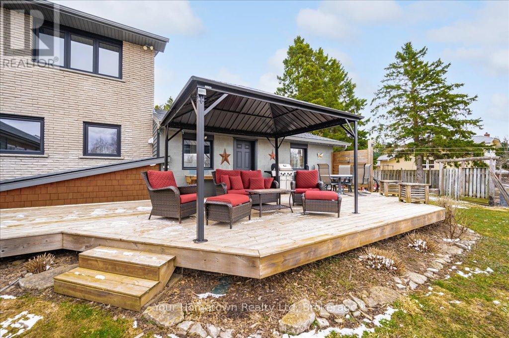 6878 Wellington Rd 16 Road, Centre Wellington, Ontario  N0B 1J0 - Photo 39 - X12074435