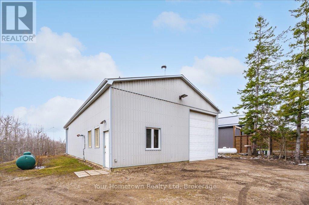 6878 Wellington Rd 16 Road, Centre Wellington, Ontario  N0B 1J0 - Photo 40 - X12074435