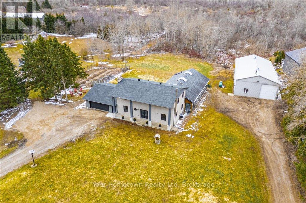 6878 Wellington Rd 16 Road, Centre Wellington, Ontario  N0B 1J0 - Photo 45 - X12074435