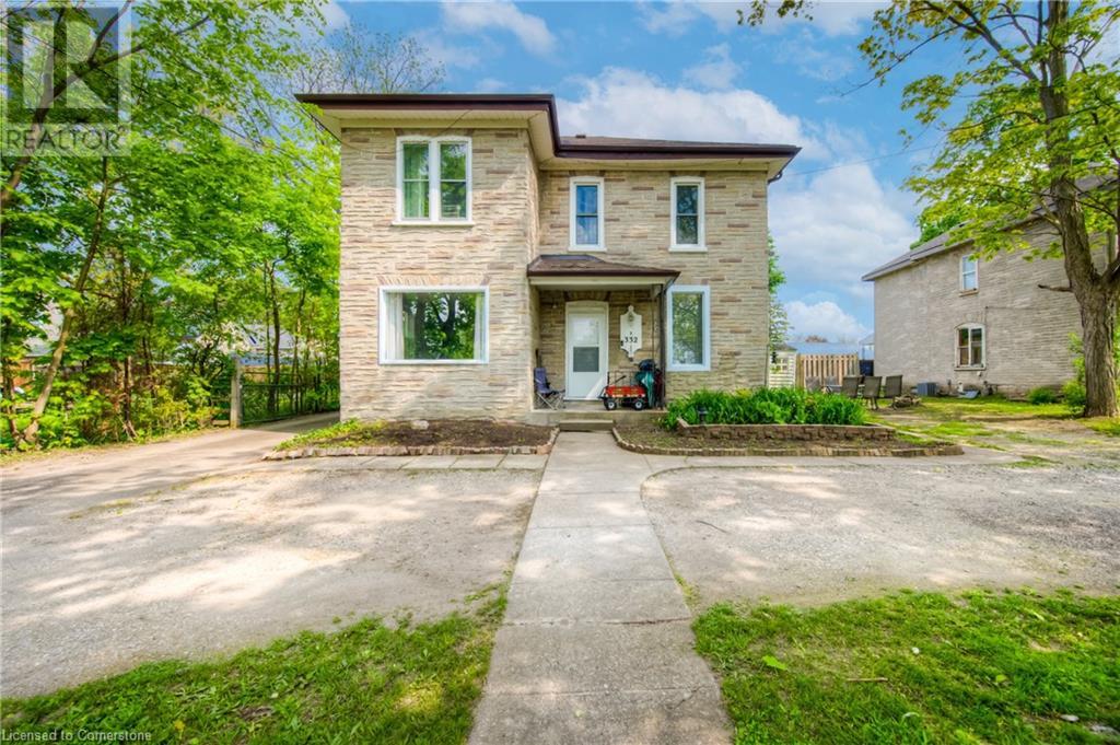 332 Queen Street W, Cambridge, Ontario  N3C 1G8 - Photo 1 - 40700182