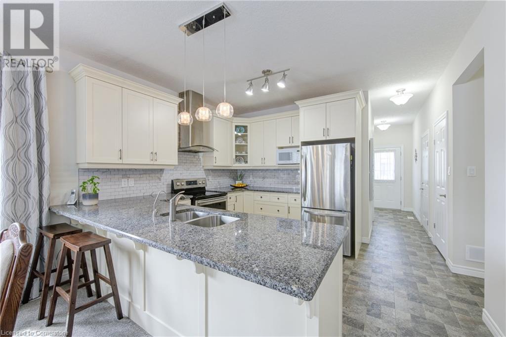 111 Brown Street, Stratford, Ontario  N5A 0B8 - Photo 10 - 40709862