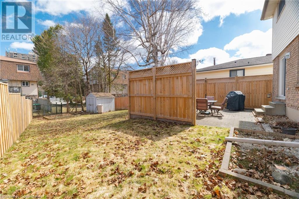 220 Cedarwoods Crescent, Kitchener, Ontario  N2C 2J8 - Photo 20 - 40715588