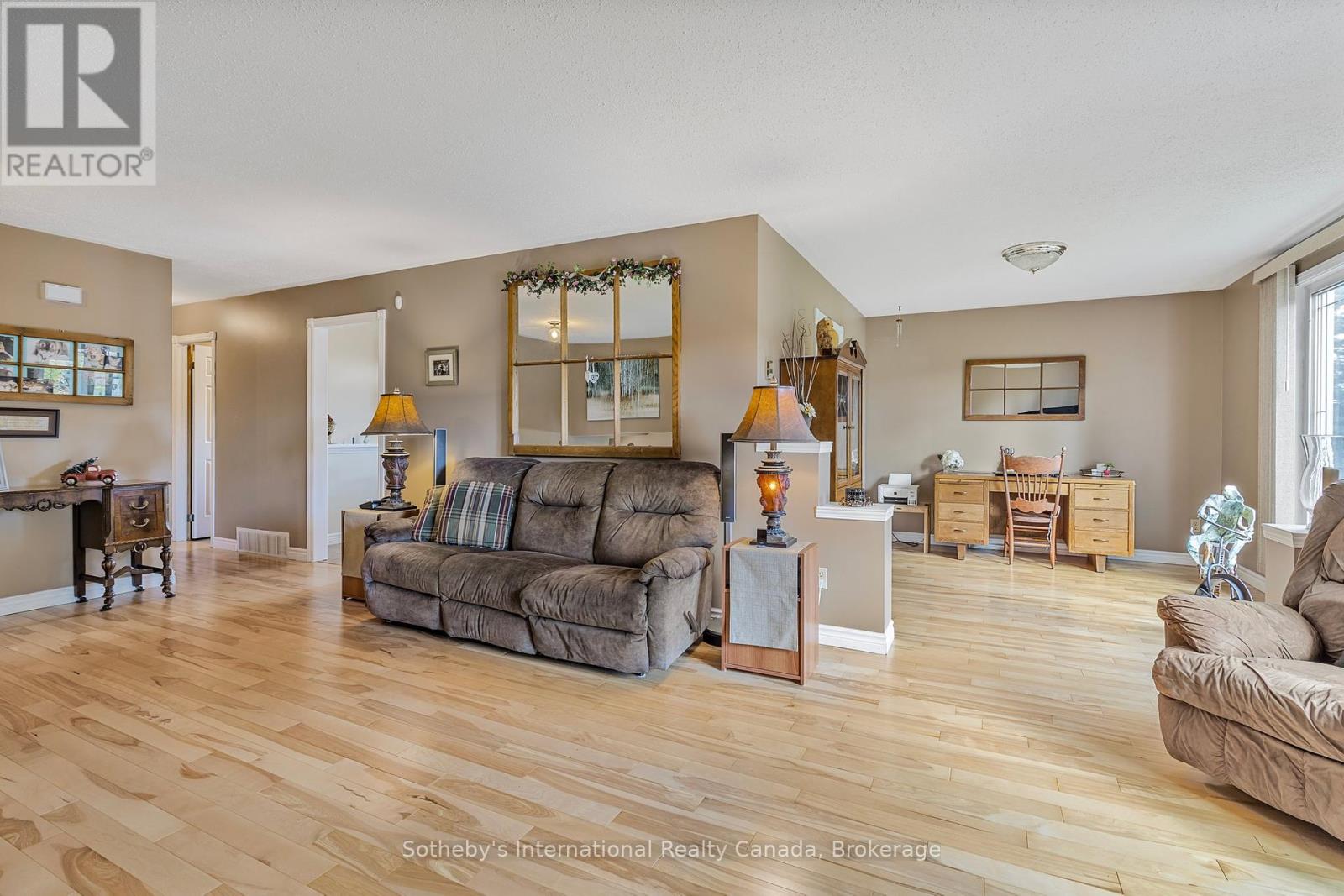 7558 County Road 91, Clearview, Ontario  L0M 1S0 - Photo 11 - S12074770