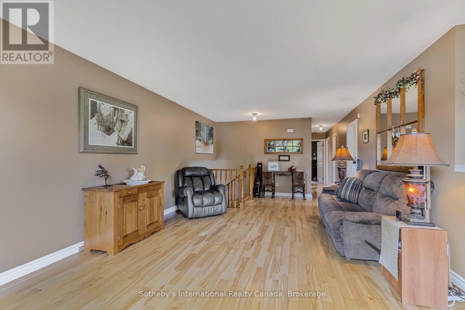 7558 County Road 91, Clearview, Ontario  L0M 1S0 - Photo 12 - S12074770