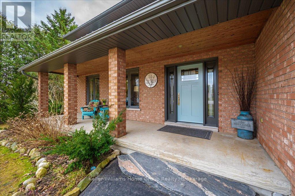 4 Sargent Boulevard, Centre Wellington, Ontario  N0B 1J0 - Photo 3 - X12074796