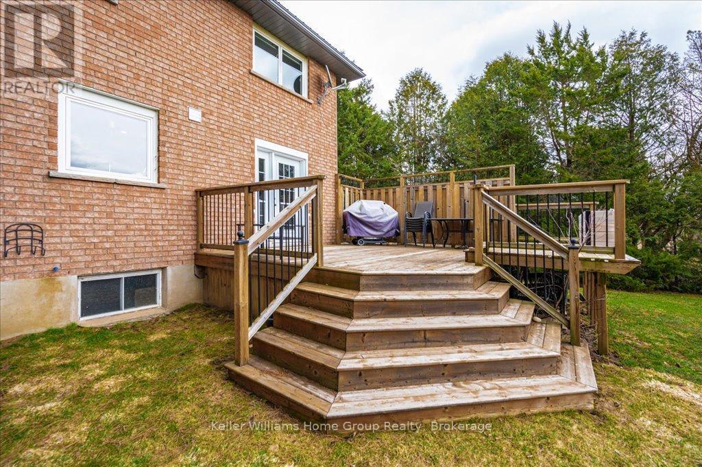 4 Sargent Boulevard, Centre Wellington, Ontario  N0B 1J0 - Photo 34 - X12074796