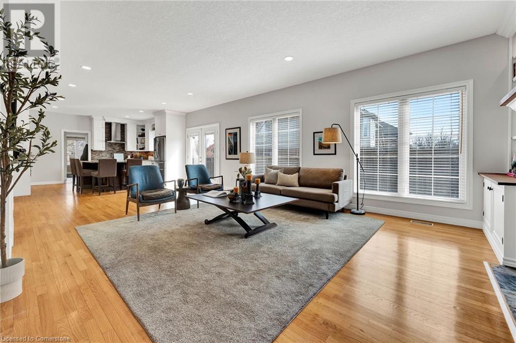 635 Honeywood Place, Waterloo, Ontario  N2T 2T6 - Photo 6 - 40715597
