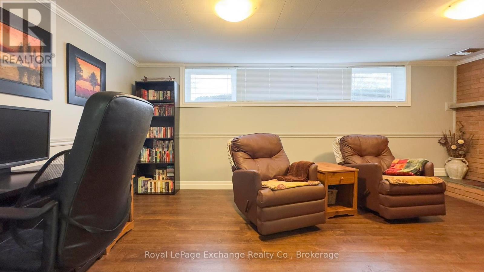 398 Kingsway Street, Kincardine, Ontario  N2Z 1W3 - Photo 29 - X12075387