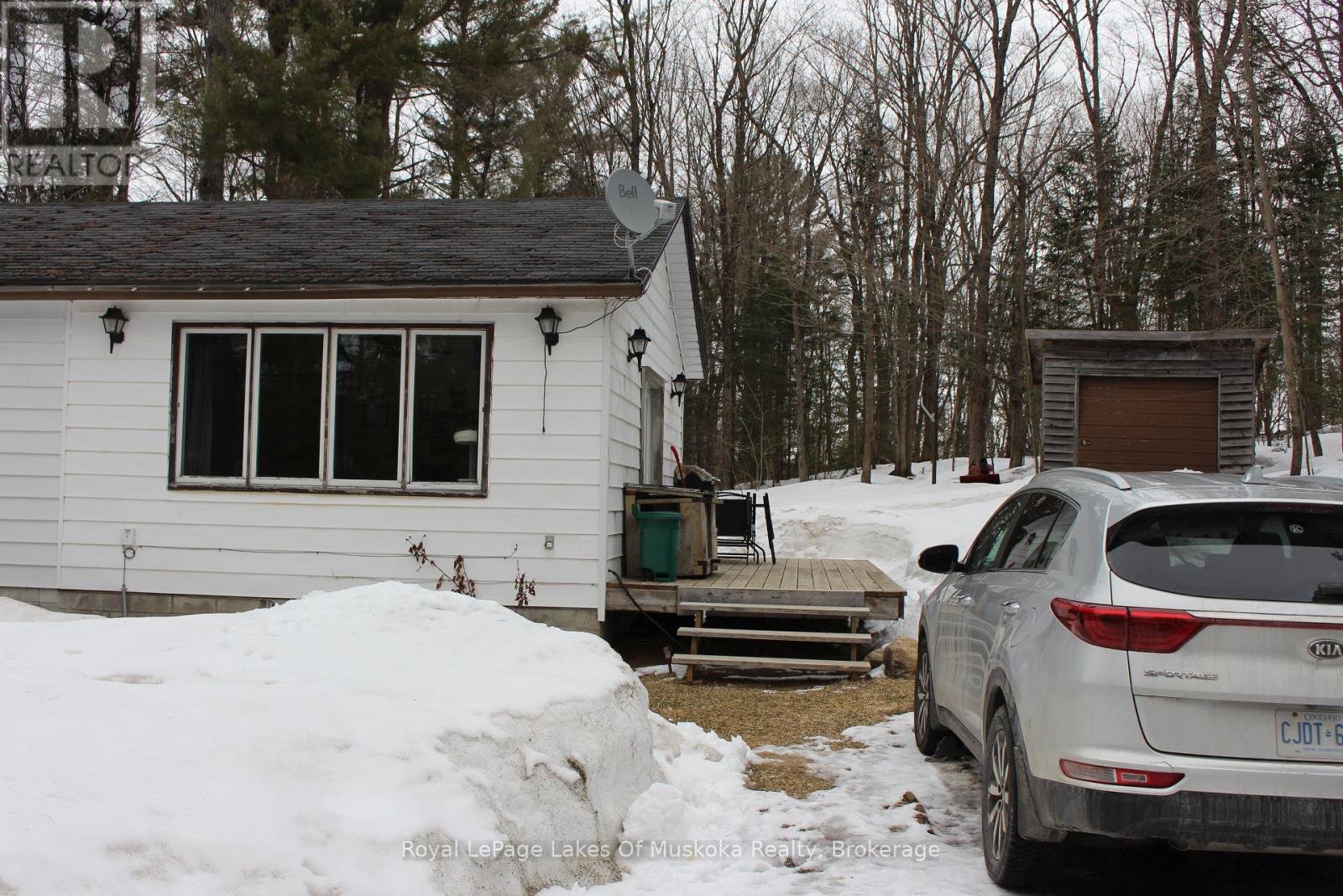 1090 Peace Valley Road, Bracebridge, Ontario  P1L 1W9 - Photo 4 - X12075408