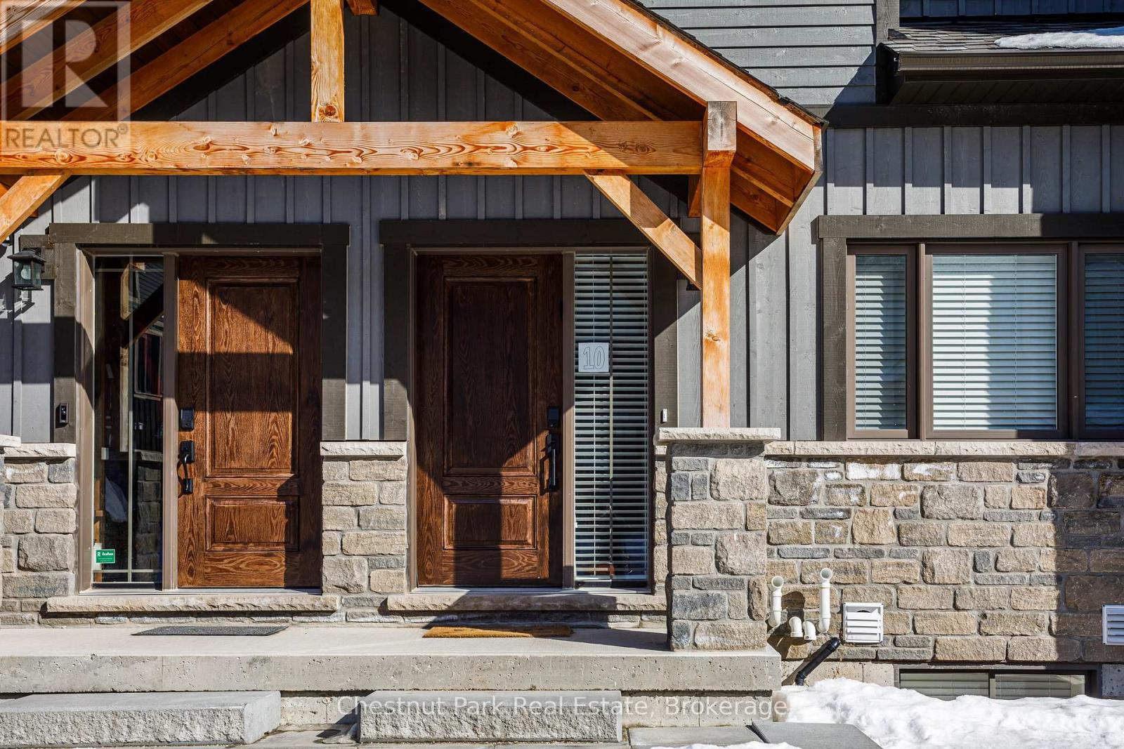 10 - 106 Alpine Springs Court, Blue Mountains, Ontario  L9Y 0T4 - Photo 2 - X12075483