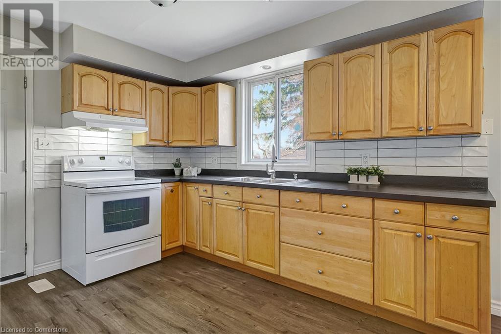 347 Cyrus Street, Cambridge, Ontario  N3H 1H2 - Photo 15 - 40715760
