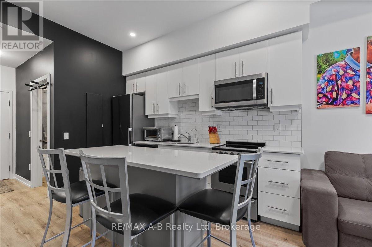Suite 109b - 247 Northfield Drive E, Waterloo, Ontario  N2K 0H1 - Photo 8 - X12075903