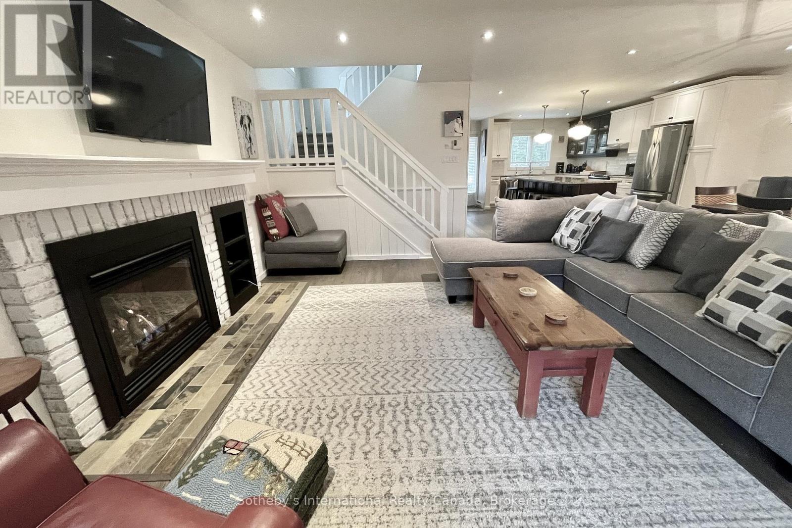 571 Oxbow Crescent, Collingwood, Ontario  L9Y 5B4 - Photo 10 - S12076480
