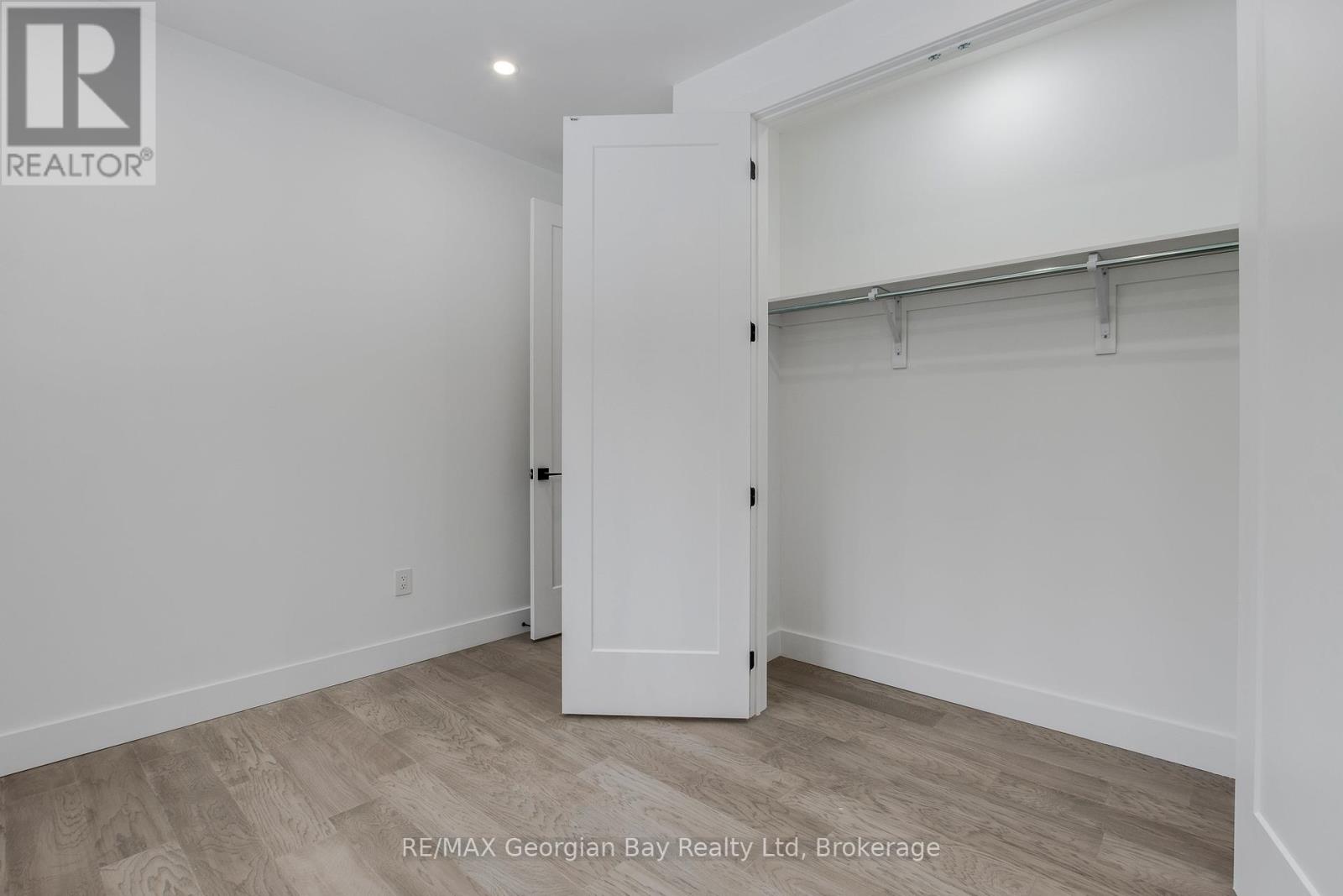 2244 Champlain Road, Tiny, Ontario  L9M 1R2 - Photo 29 - S12076609