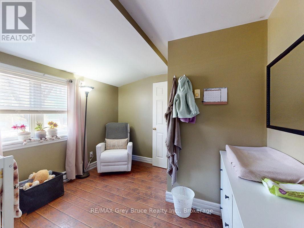 523 Tyson Street, South Bruce Peninsula, Ontario  N0H 2T0 - Photo 29 - X12076669