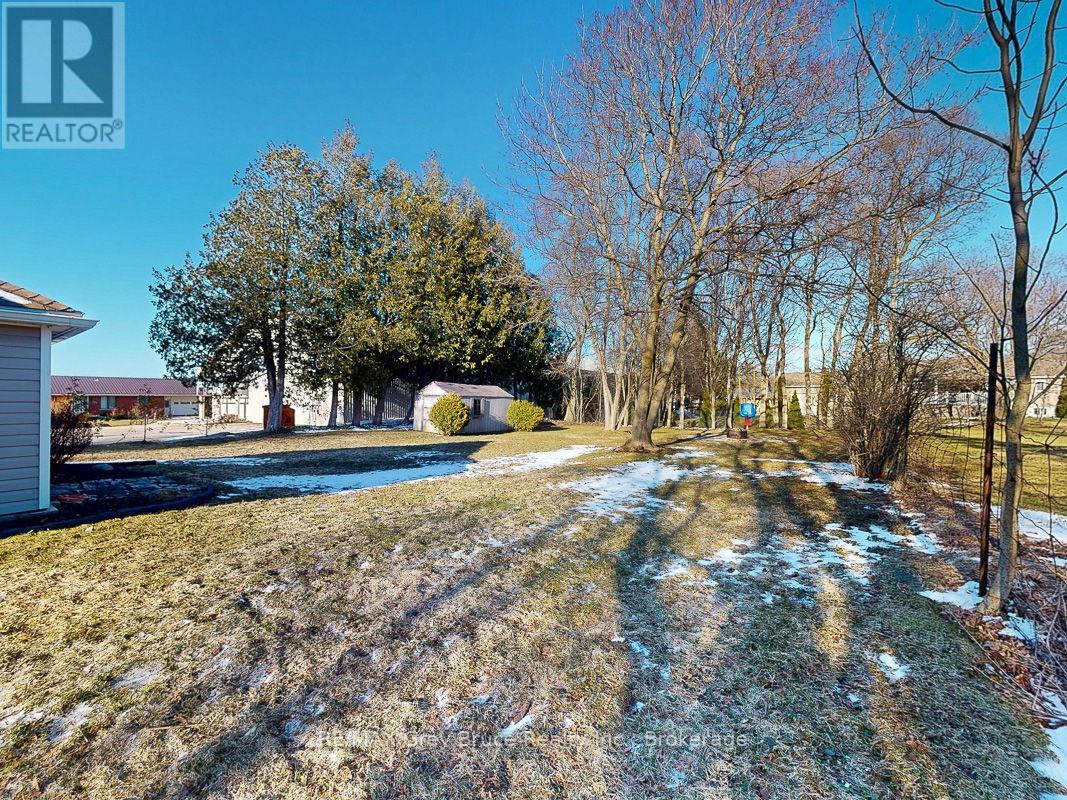 523 Tyson Street, South Bruce Peninsula, Ontario  N0H 2T0 - Photo 33 - X12076669