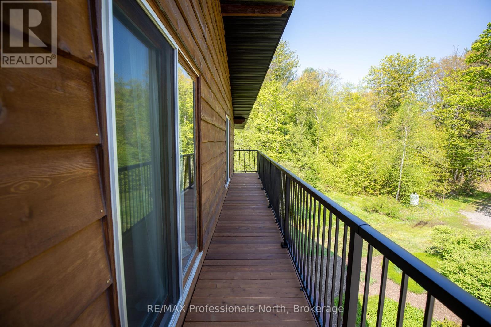 1107 Falkenburg Road, Bracebridge, Ontario  P1L 1X4 - Photo 22 - X12076935