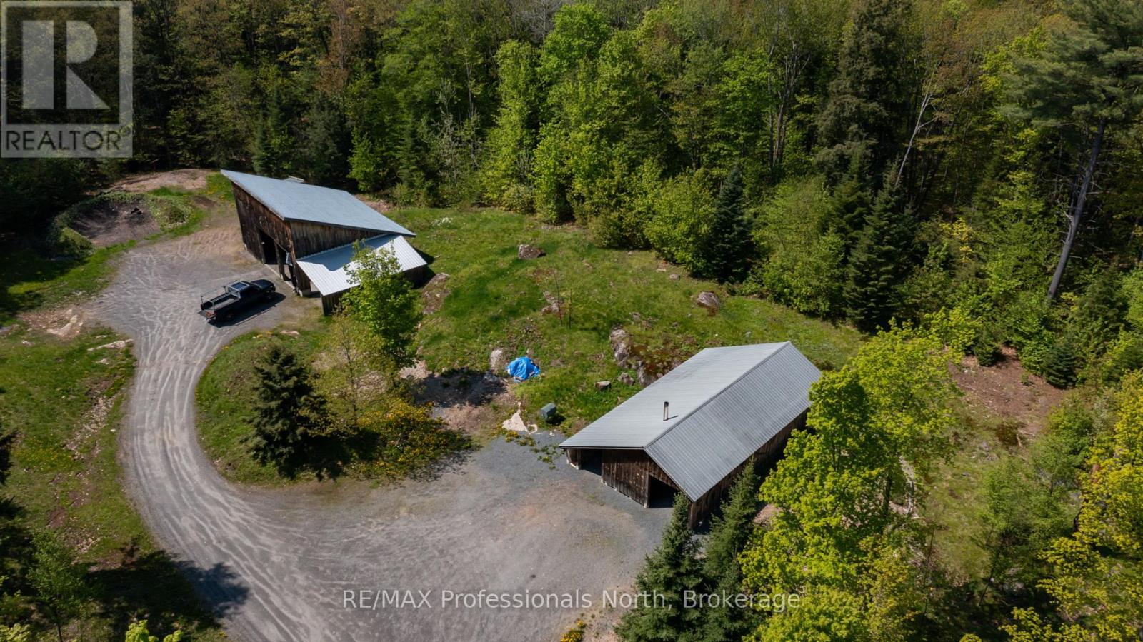 1107 Falkenburg Road, Bracebridge, Ontario  P1L 1X4 - Photo 38 - X12076935