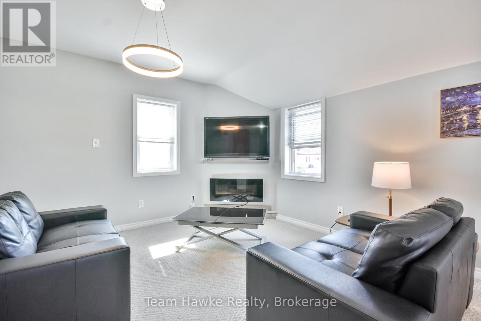 183 Lindsay Street, Midland, Ontario  L4R 2T7 - Photo 5 - S12077242
