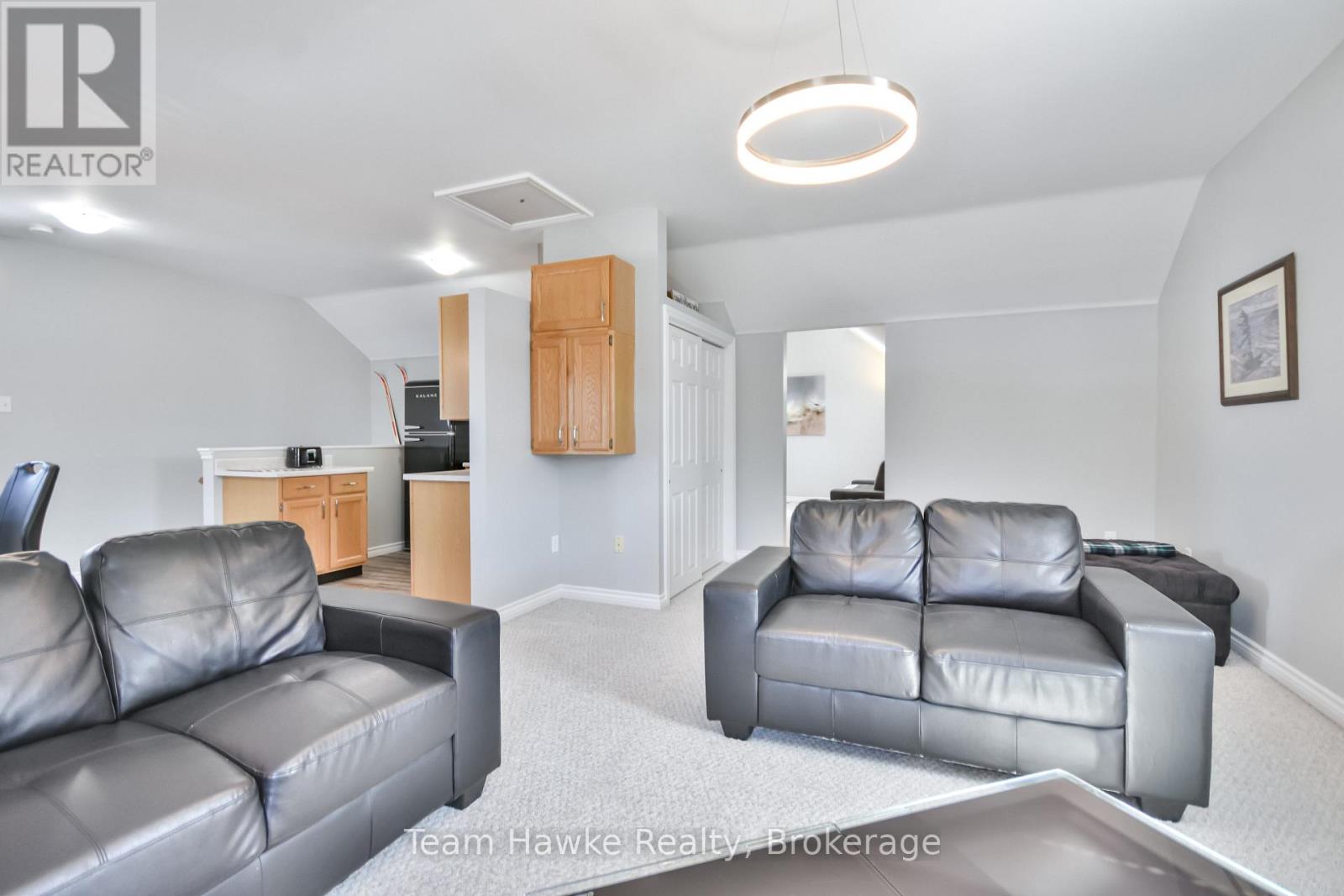 183 Lindsay Street, Midland, Ontario  L4R 2T7 - Photo 8 - S12077242