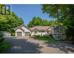 24 BIRCHWOOD DRIVE, Huntsville, Ontario
