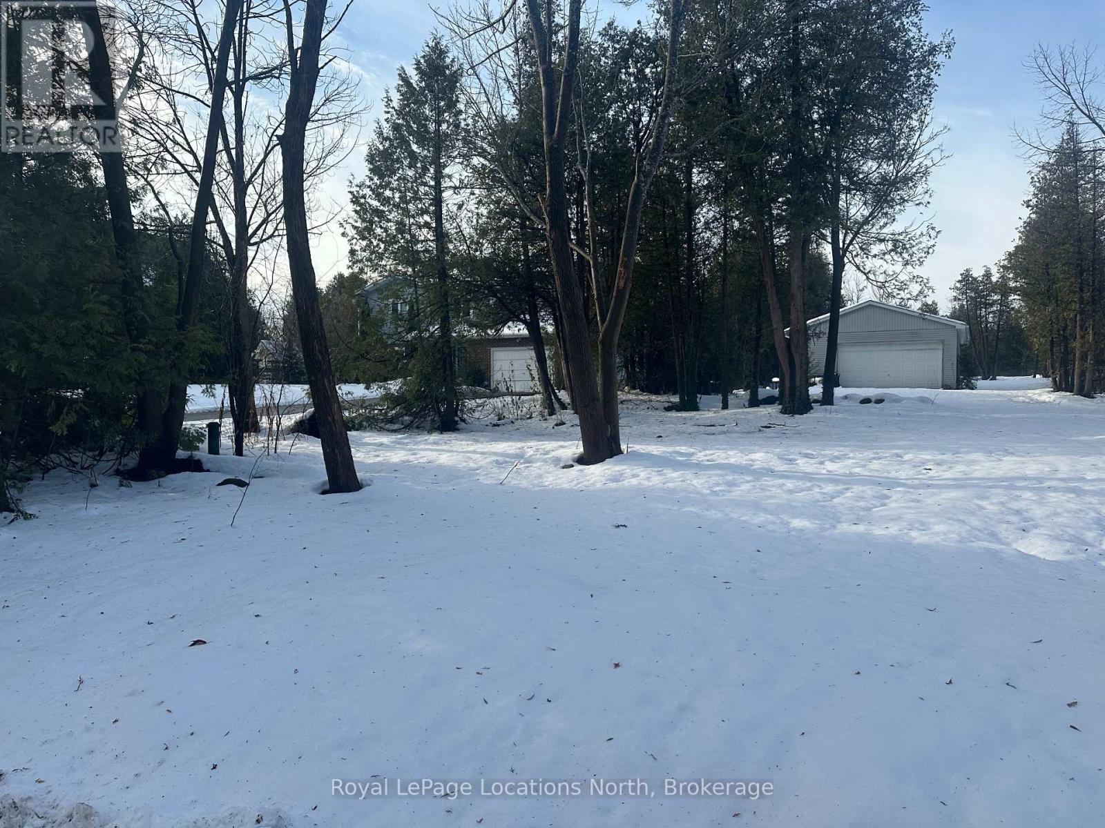 236 Lakeshore Road S, Meaford, Ontario  N4L 0A6 - Photo 11 - X12077483