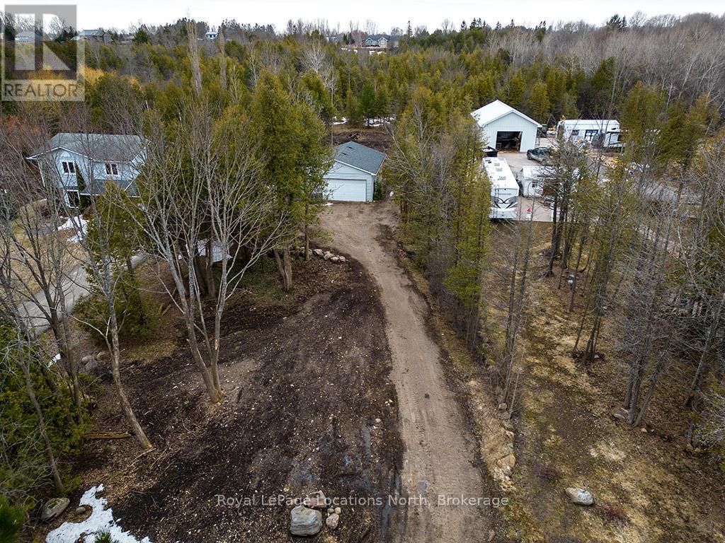236 Lakeshore Road S, Meaford, Ontario  N4L 0A6 - Photo 2 - X12077483