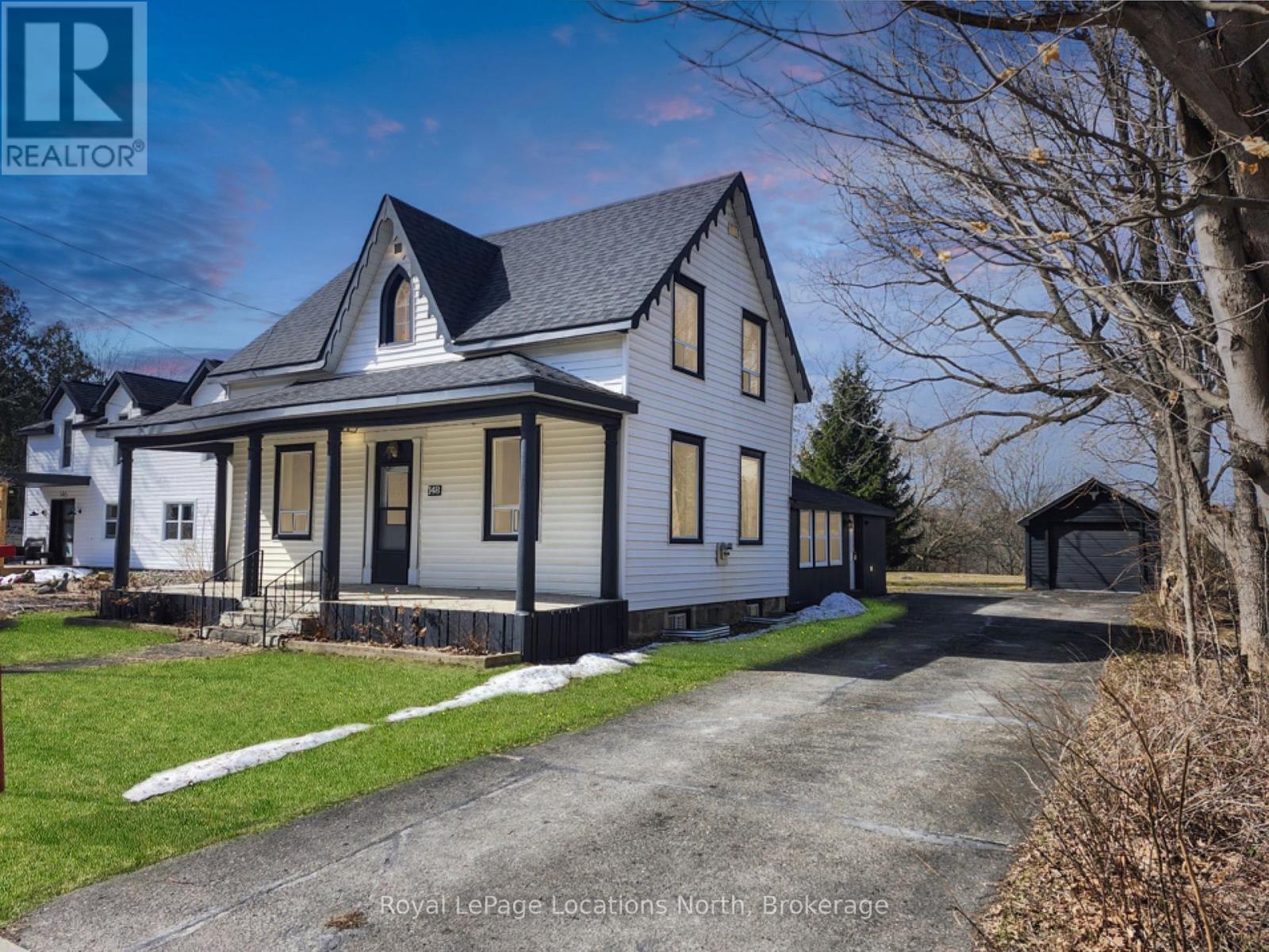 148 Marsh Street, Blue Mountains, Ontario  N0H 1J0 - Photo 1 - X12077735