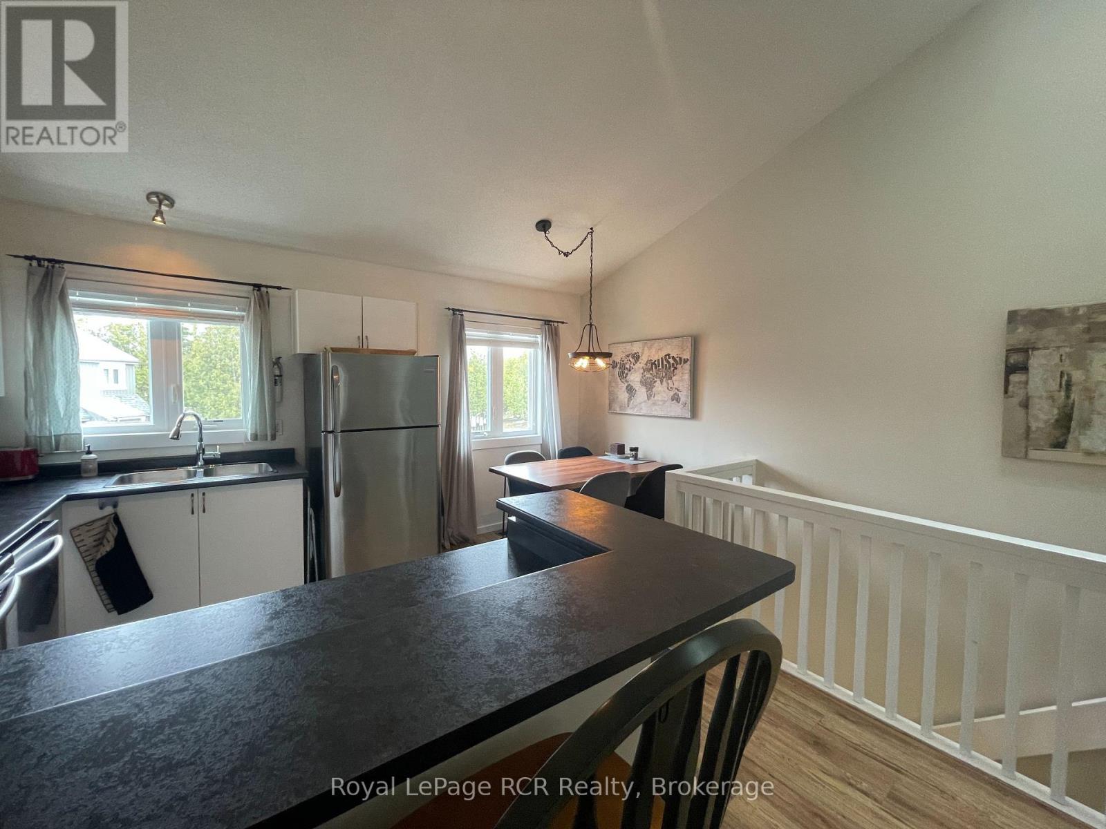 71 - 149 Fairway Crescent, Collingwood, Ontario  L9Y 5B4 - Photo 11 - S12077877