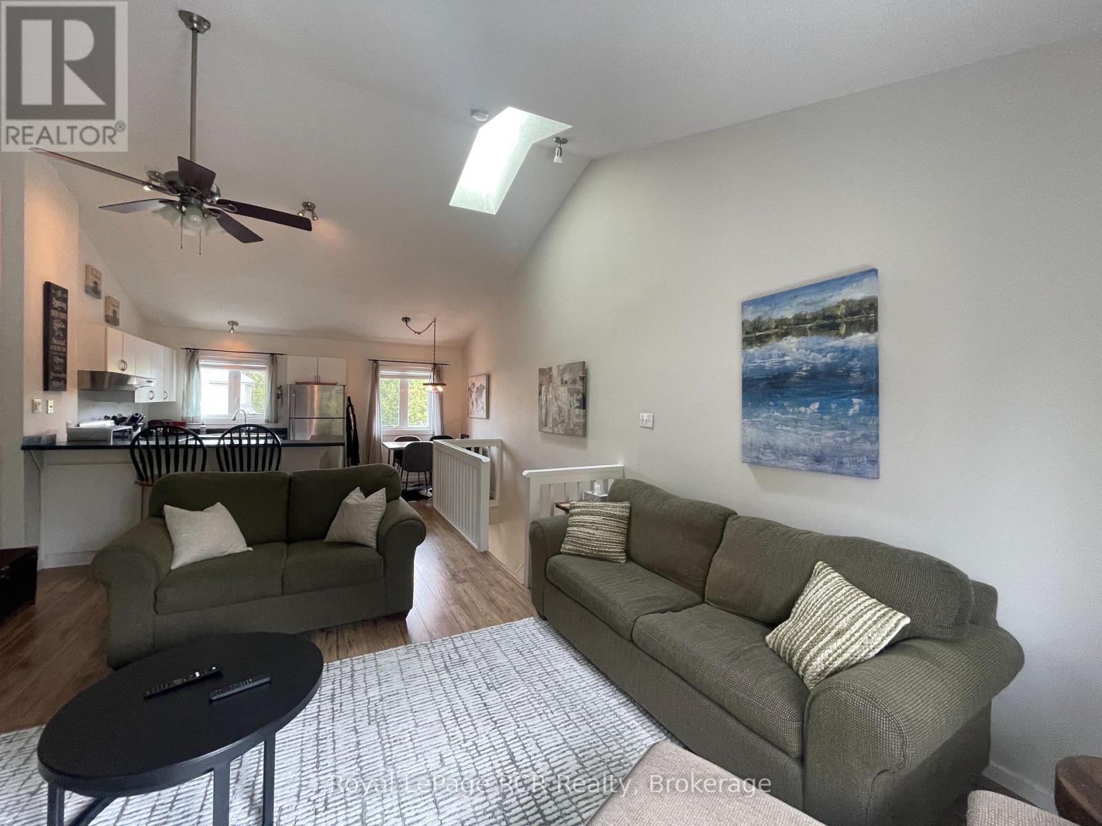 71 - 149 Fairway Crescent, Collingwood, Ontario  L9Y 5B4 - Photo 15 - S12077877