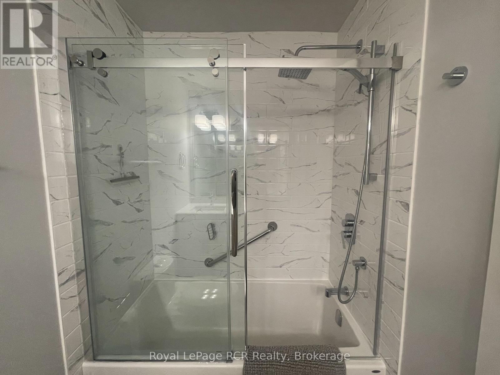71 - 149 Fairway Crescent, Collingwood, Ontario  L9Y 5B4 - Photo 8 - S12077877