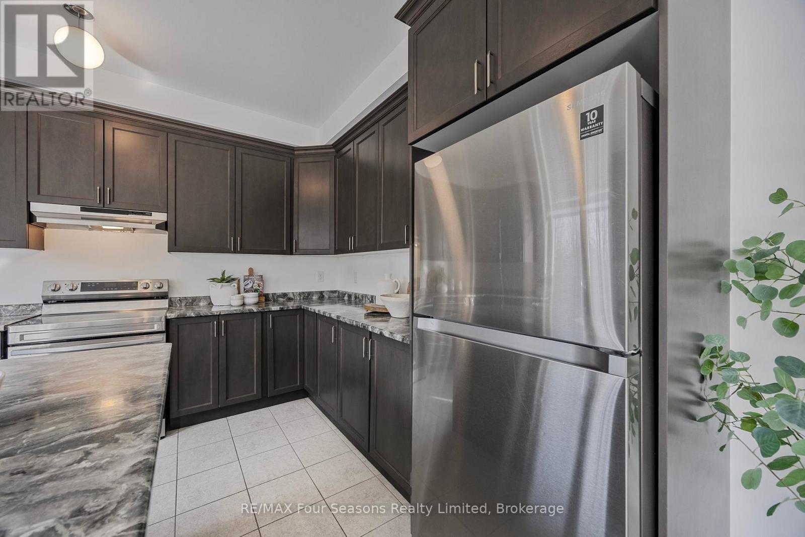 44 Kirby Avenue, Collingwood, Ontario  L9Y 3W8 - Photo 19 - S12078258