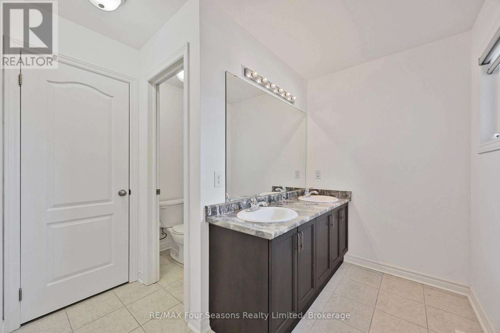 44 Kirby Avenue, Collingwood, Ontario  L9Y 3W8 - Photo 32 - S12078258