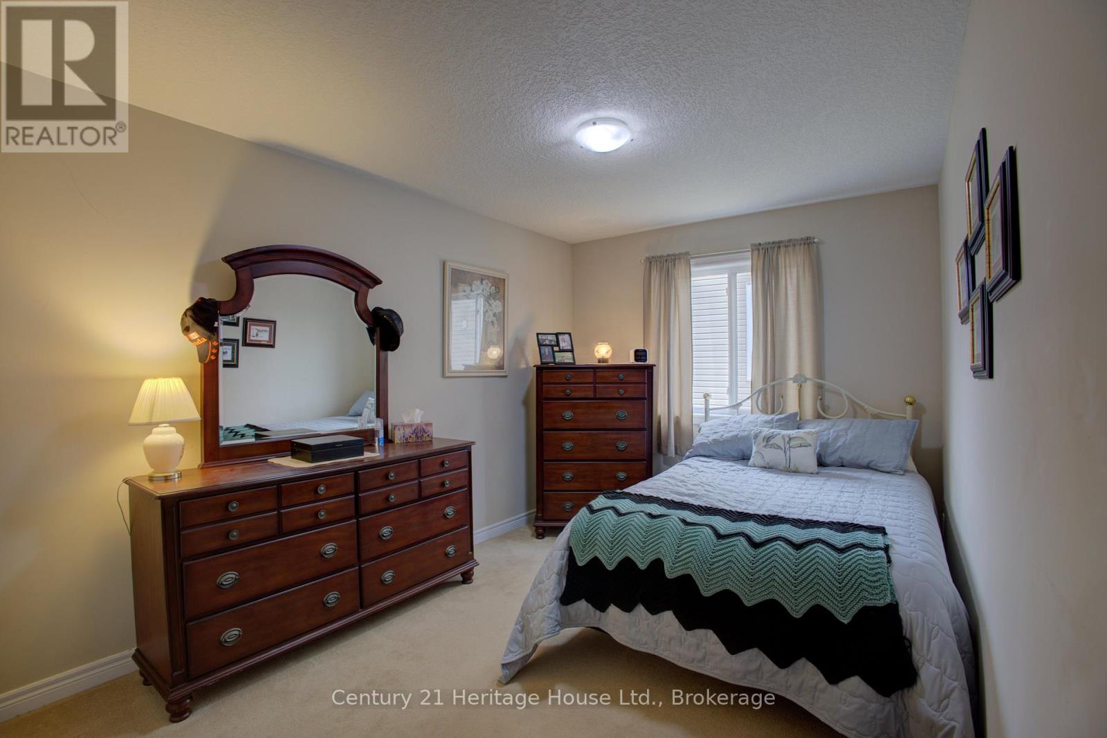 275 South Street E, West Grey, Ontario  N0G 1R0 - Photo 20 - X12078264