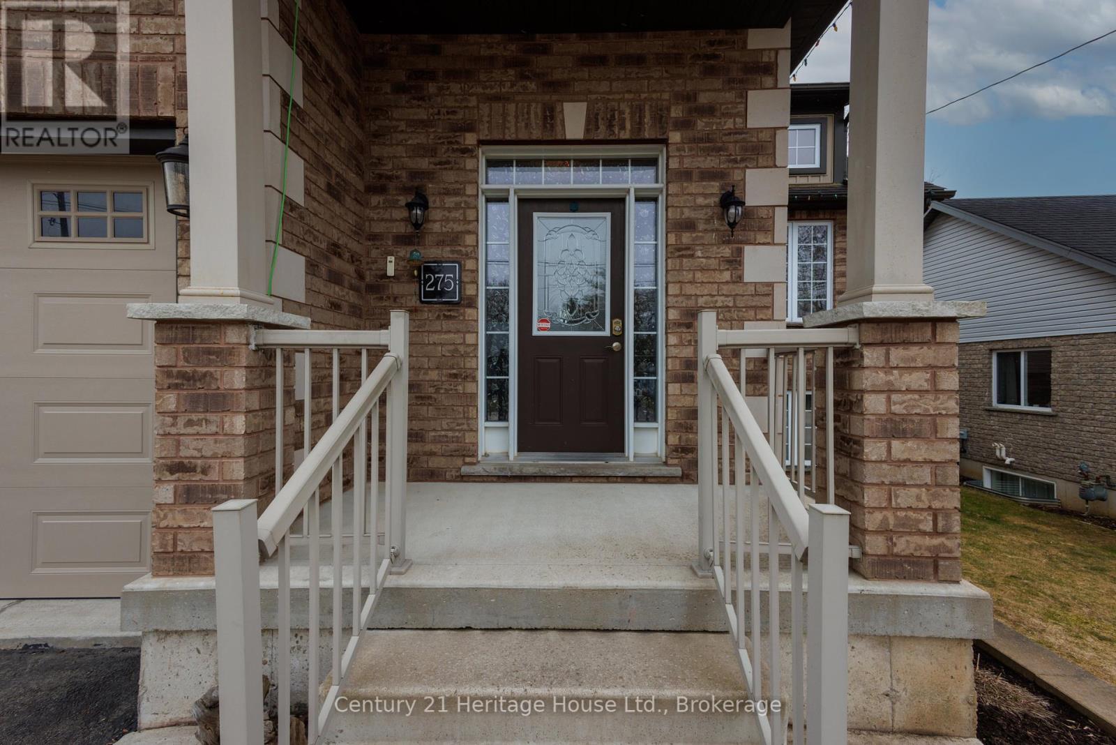 275 South Street E, West Grey, Ontario  N0G 1R0 - Photo 6 - X12078264