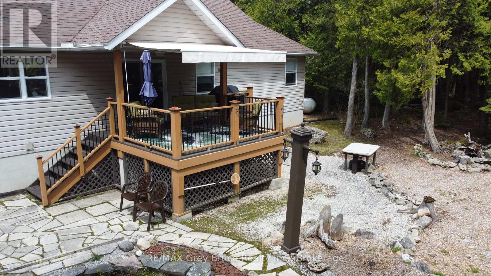 83 Lakewood Country Lane, Northern Bruce Peninsula, Ontario  N0H 1W0 - Photo 27 - X12079771