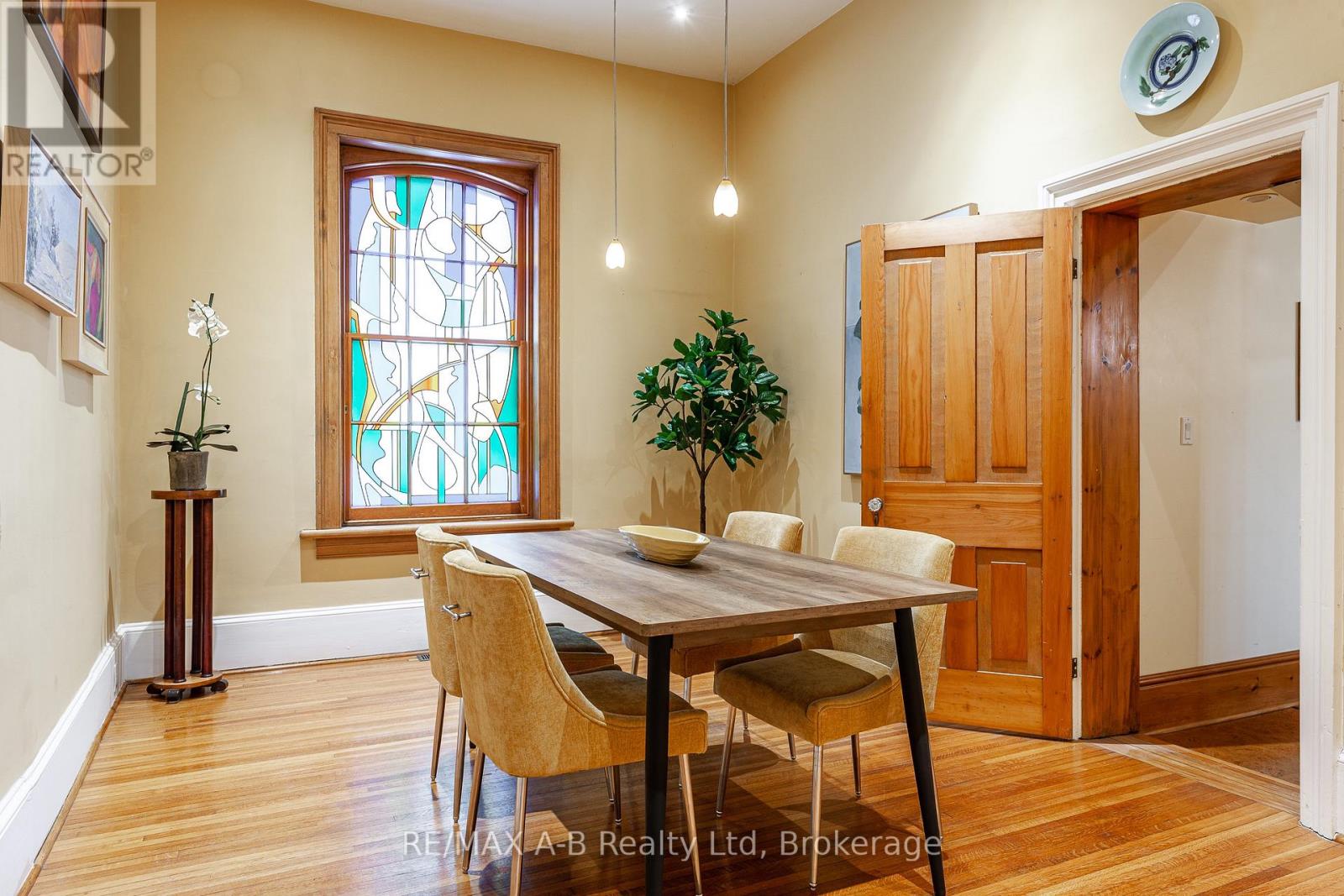 21 Birmingham Street, Stratford, Ontario  N5A 2S5 - Photo 22 - X12080737