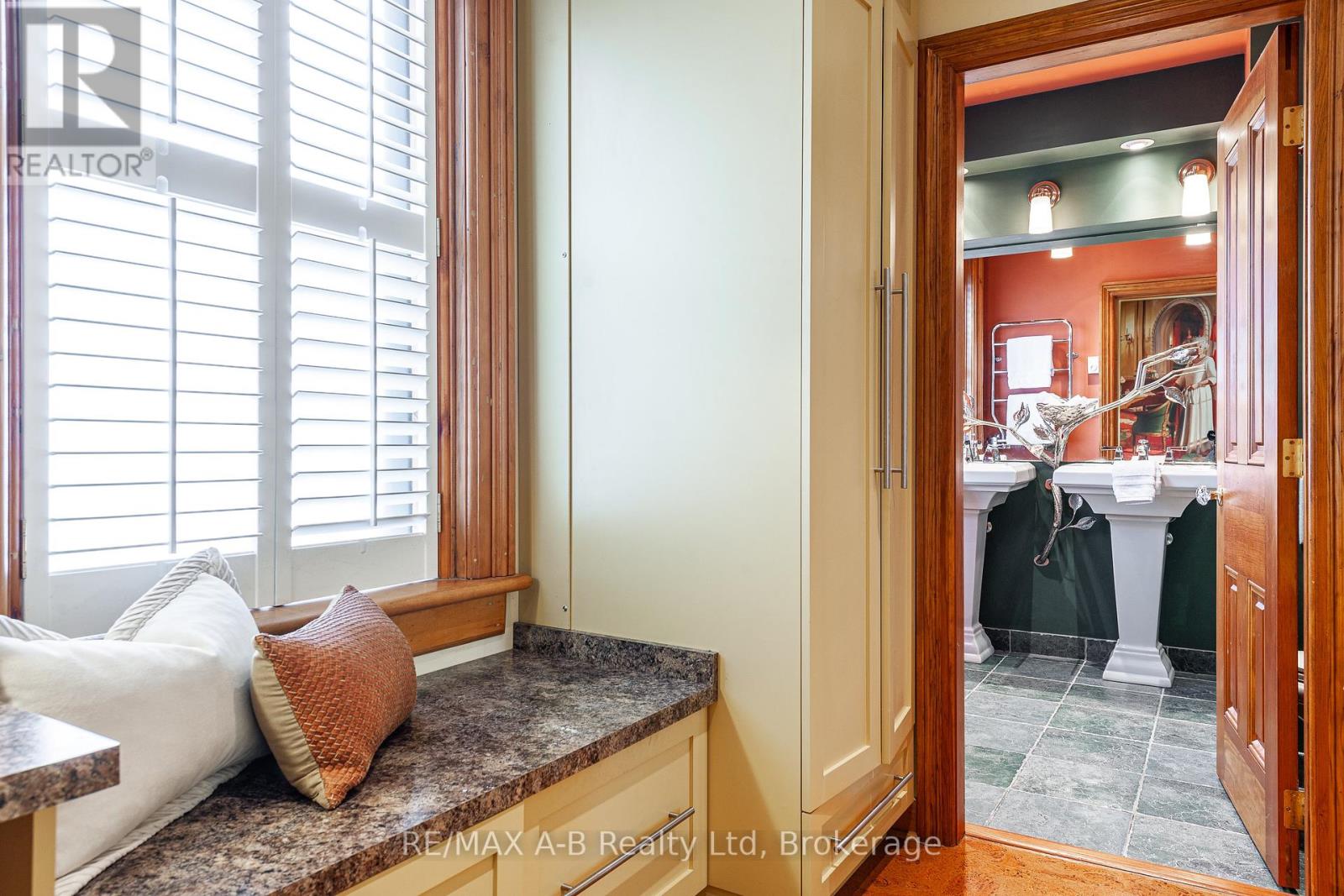 21 Birmingham Street, Stratford, Ontario  N5A 2S5 - Photo 33 - X12080737