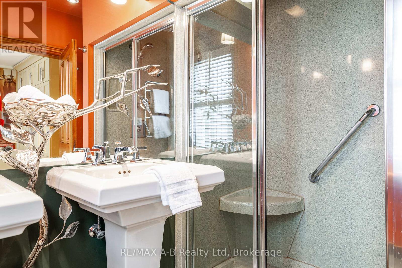 21 Birmingham Street, Stratford, Ontario  N5A 2S5 - Photo 36 - X12080737