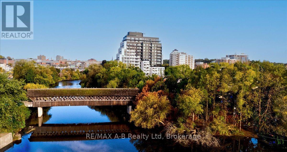 1305 - 71 WYNDHAM STREET S, Guelph, Ontario