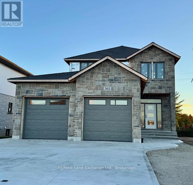 382 FRANCES STREET, Saugeen Shores, Ontario