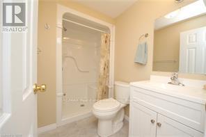 Basement Unit - 7 Coutts Court, Guelph, Ontario  N1L 1S9 - Photo 11 - X12082341