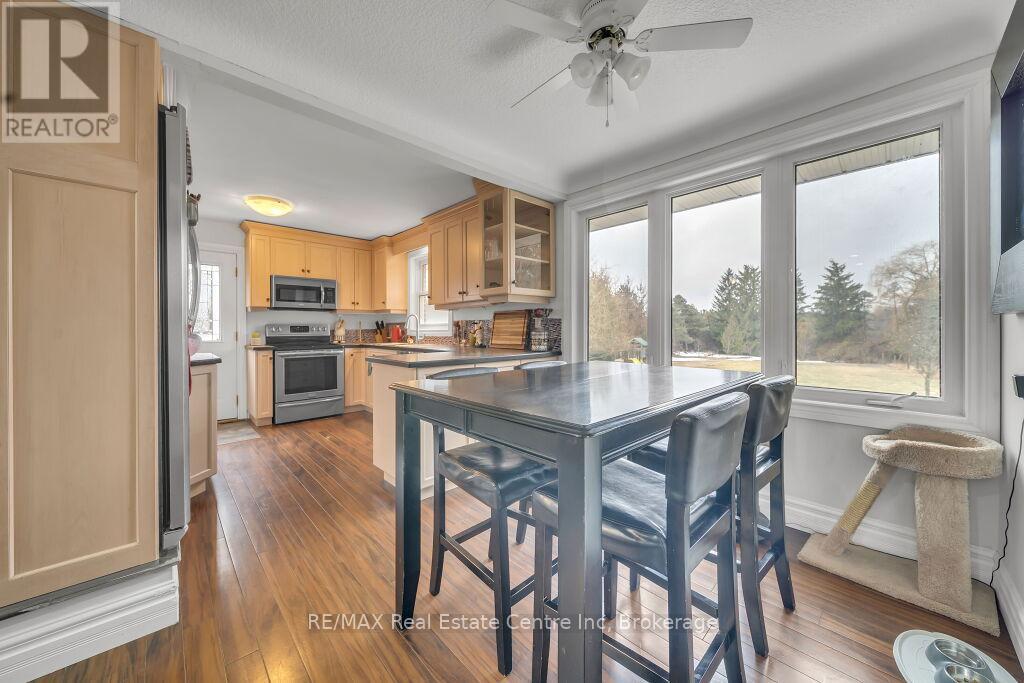 26 Brock Road N, Puslinch, Ontario  N0B 2J0 - Photo 5 - X12083378