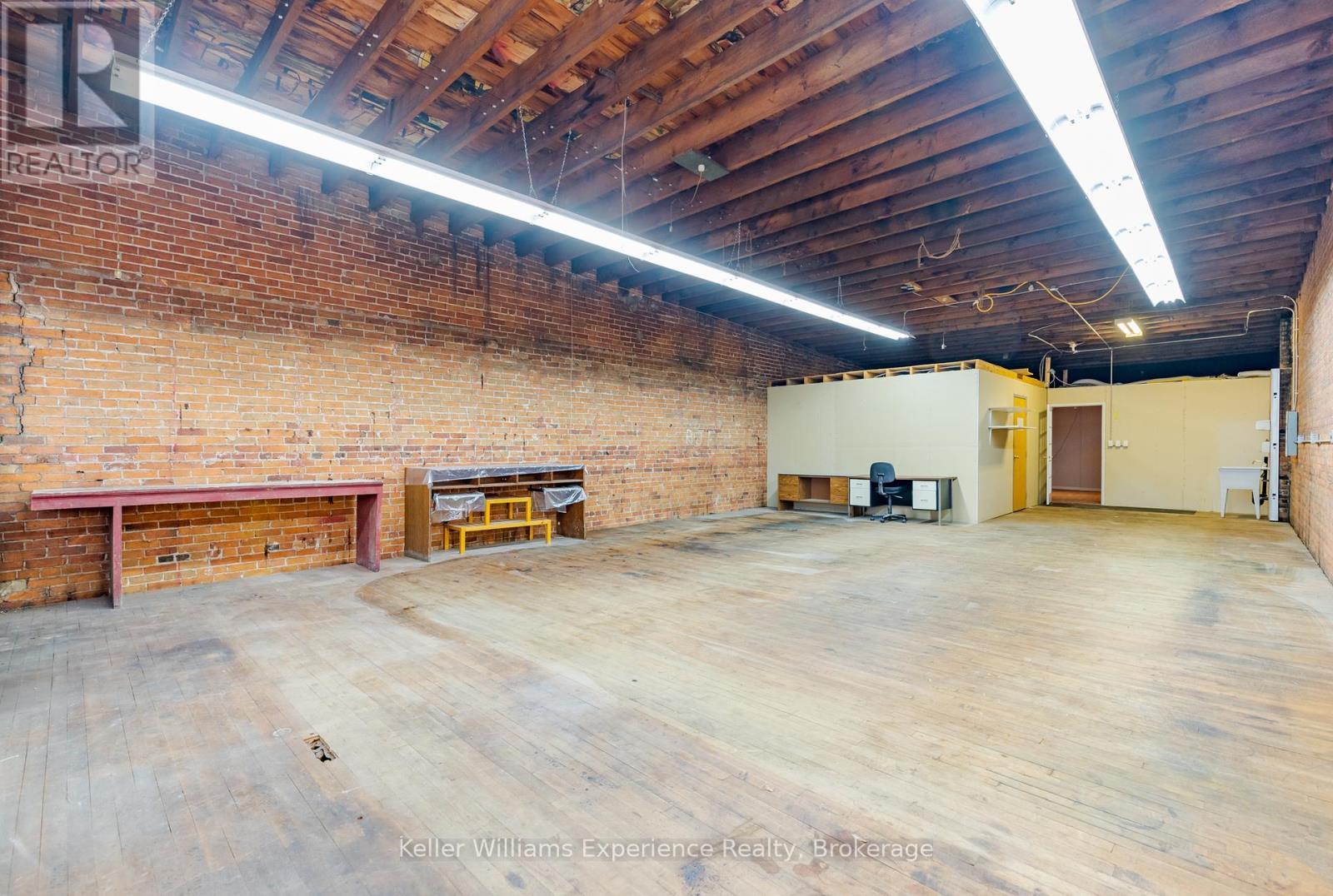 276 King Street, Midland, Ontario  L4R 3M6 - Photo 10 - S12084137