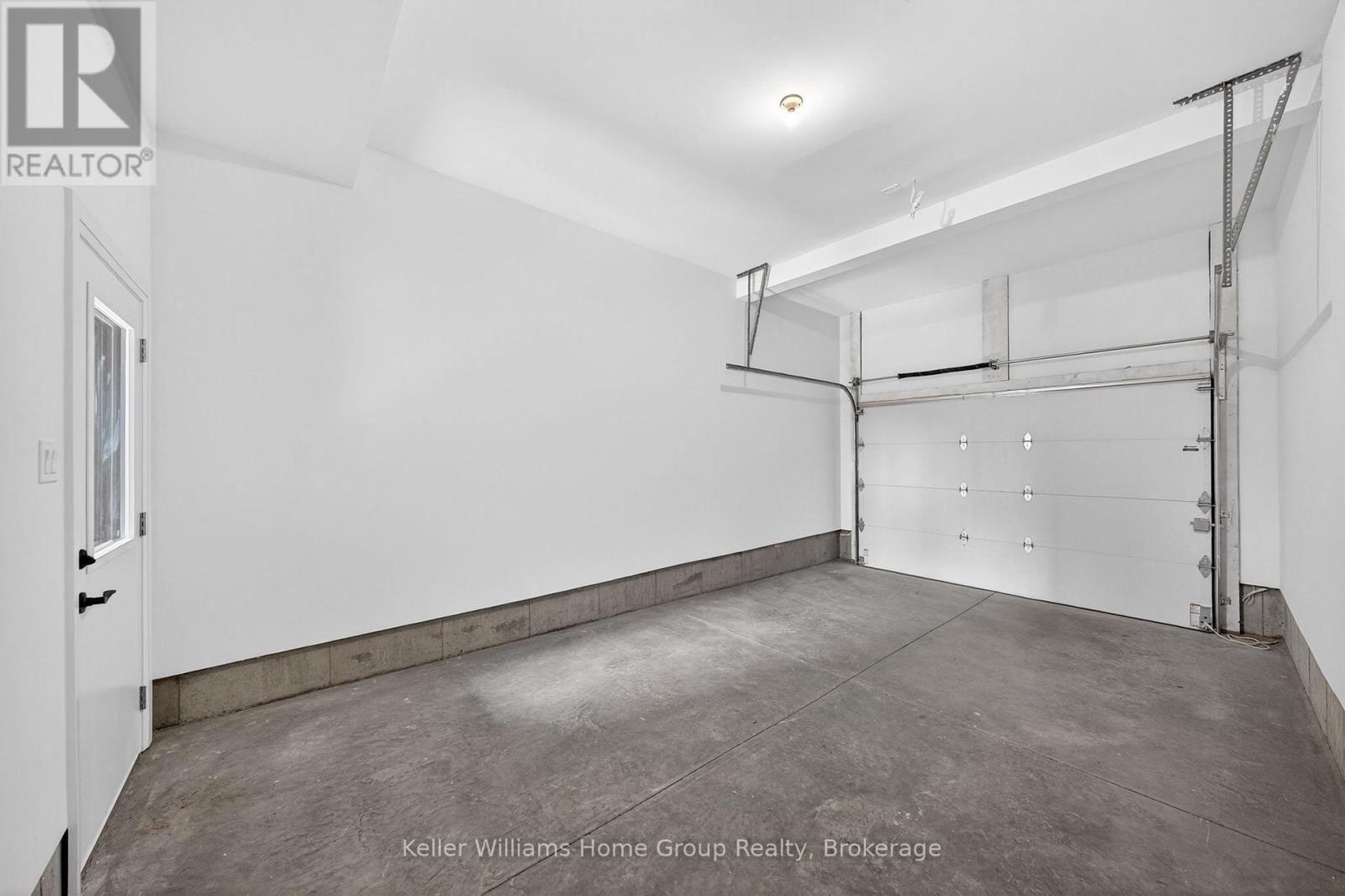 25 Halls Drive, Centre Wellington, Ontario  N0B 1S0 - Photo 44 - X12084257