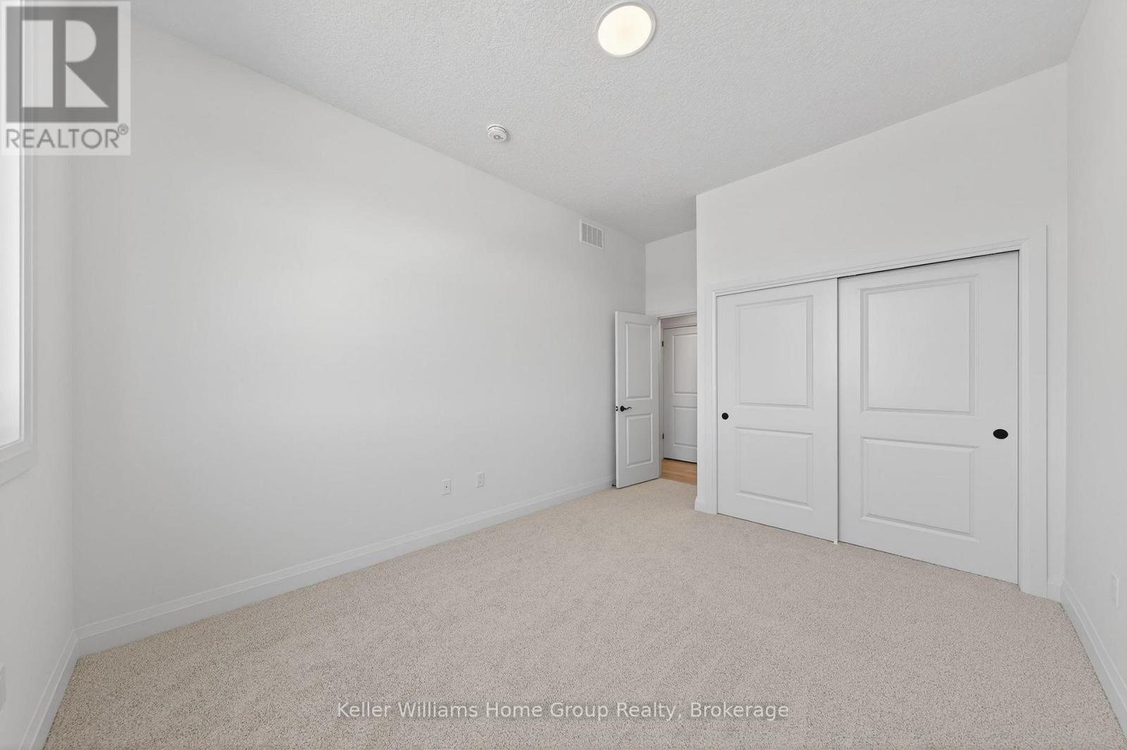 31 Halls Drive, Centre Wellington, Ontario  N0B 1S0 - Photo 33 - X12084272