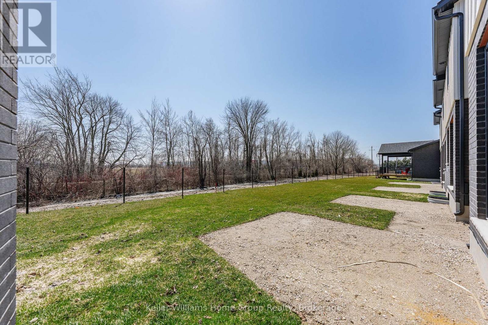 31 Halls Drive, Centre Wellington, Ontario  N0B 1S0 - Photo 50 - X12084272