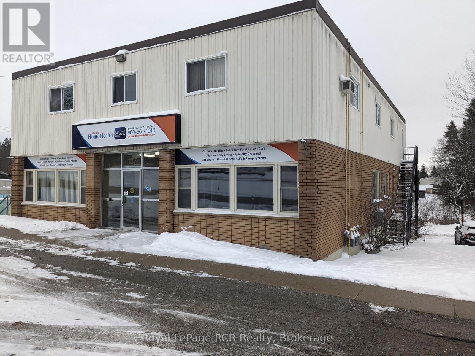 137 George Street W, West Grey, Ontario  N0G 1R0 - Photo 1 - X12085776