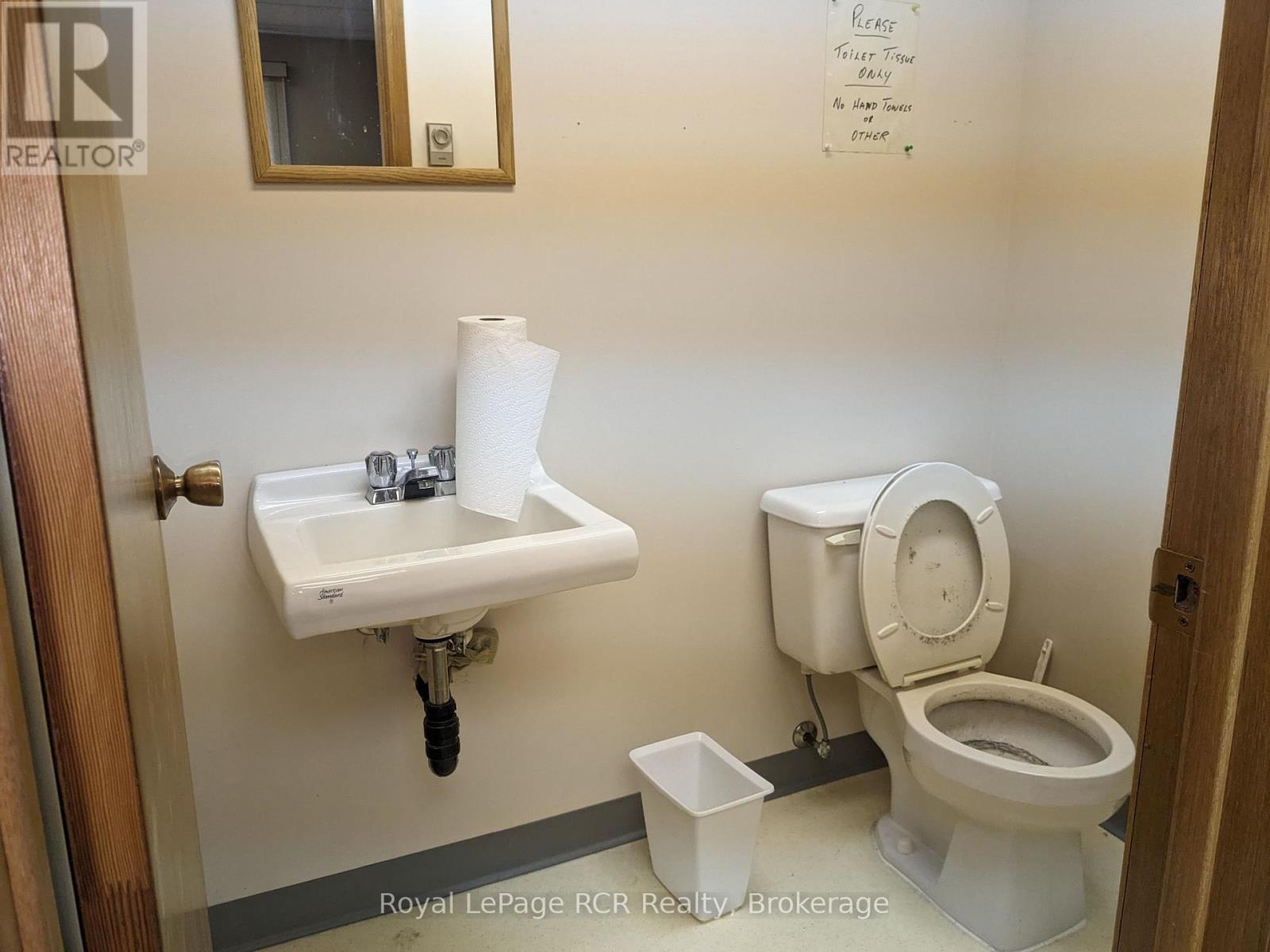 137 George Street W, West Grey, Ontario  N0G 1R0 - Photo 21 - X12085776